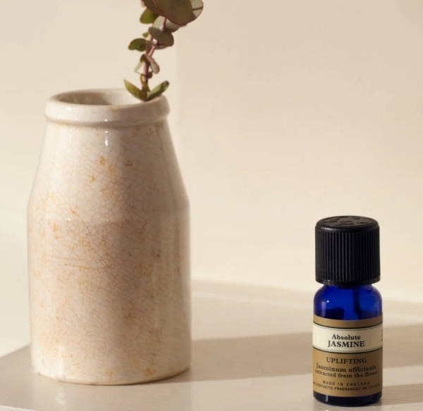Neal's Yard (Natural Remedies): Jasmine Absolute Essential Oil 2.5ml available online here